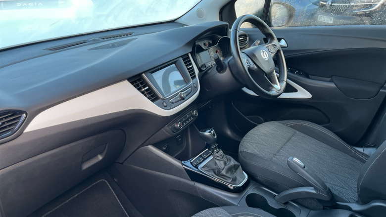 Vauxhall Crossland X 1.2T [110] Griffin 5dr [6 Spd] [Start Stop] Petrol Hatchback